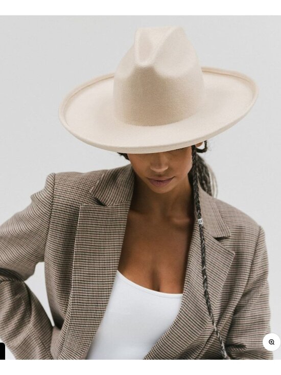 GIGI PIP Accessories - Gigi Pip Jillian Pencil Brim Western Hat 57cm S/M Off White MSRP$154 Worn once